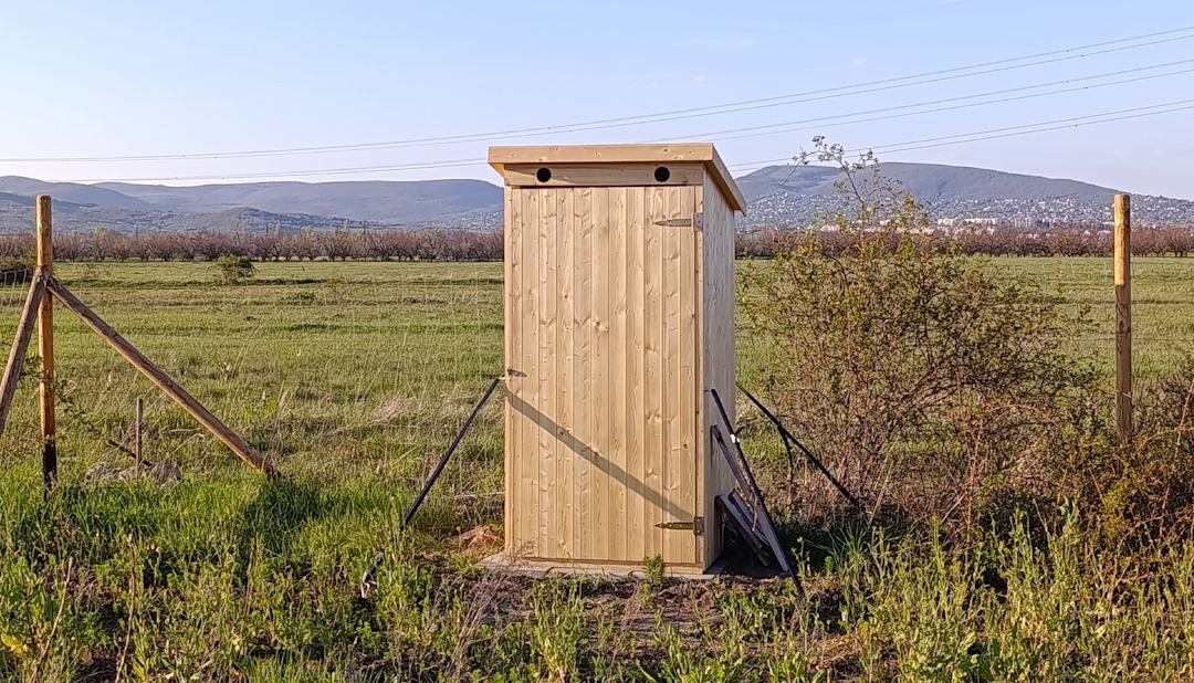 Komposzt WC felállítása